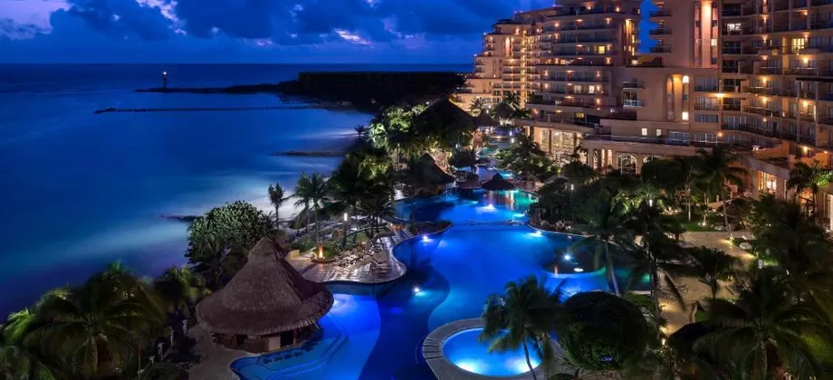 best resorts hotels in Cancun